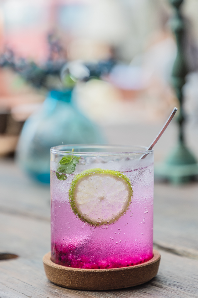 175A0113.jpg ▲單點氣泡飲 - 火龍果口味(100元),是用糖漬的水果,有點像果醬,但又沒有那麼甜