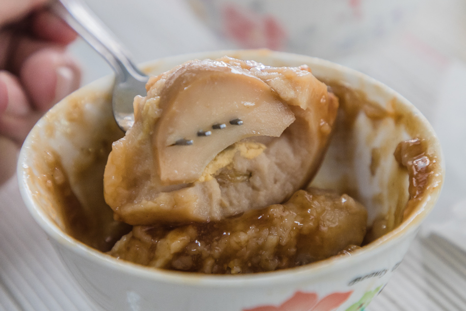 哈瑪星美食 - 60年老店碗粿枝 哈瑪星美食 - 60年老店碗粿枝