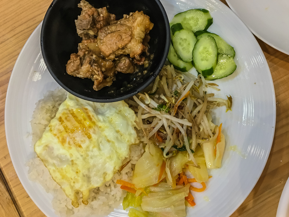 橋頭美食 - 妮妮越南美食館