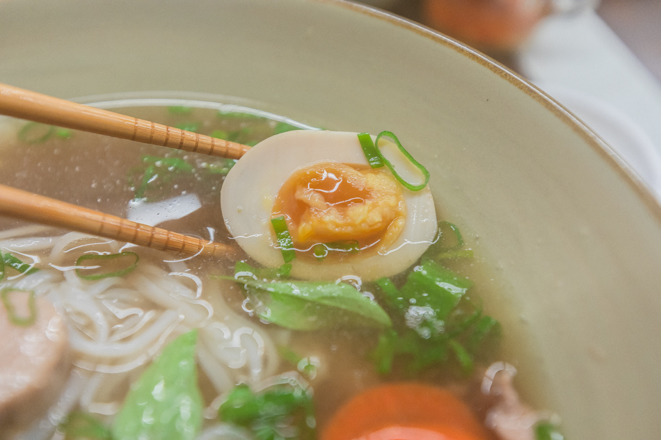 高雄岡山美食 - 好湯頭(越南風格的料理)