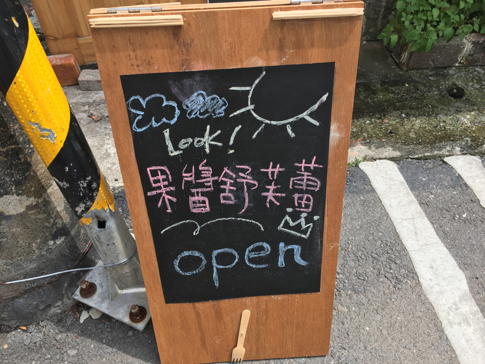 IMG_0984.jpg IMG_0984.jpg