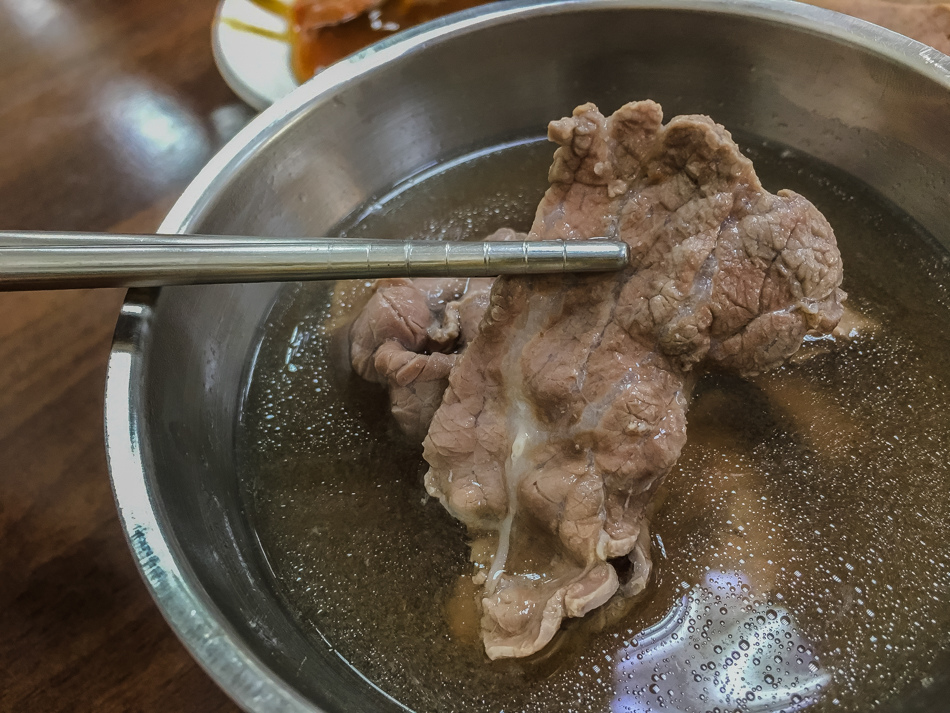 台南美食 - 阿助牛肉湯