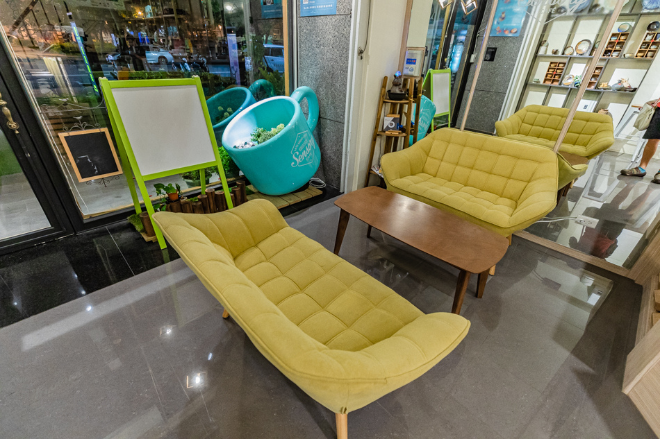 175A3702.jpg 175A3702.jpg