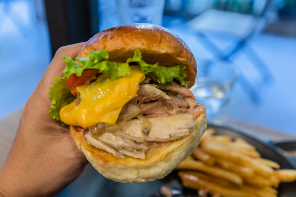 新興區美食 / 法式烤雞 新興區美食 / 法式烤雞