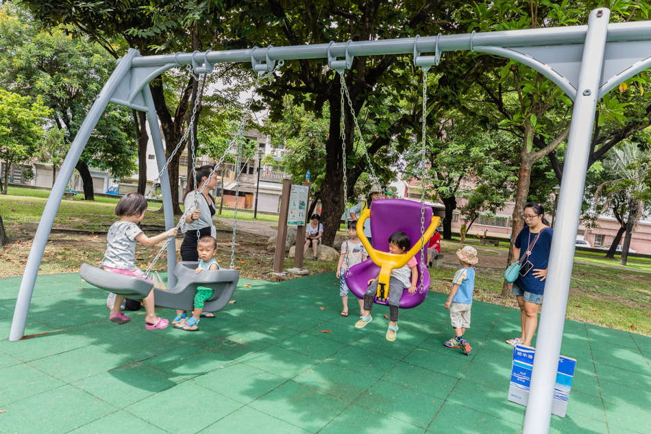 屏東親子旅遊 - 和平公園 / 共融遊戲場