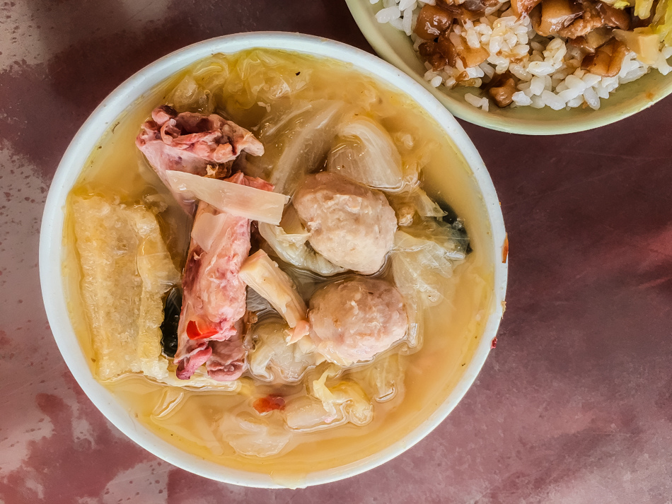 仁武美食 – 橋邊鵝肉店 x 文末加碼推薦7間仁武美食 - 第22張圖 仁武大灣什菜
