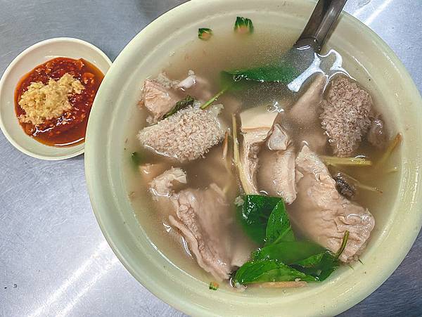 蓁牛肉湯牛雜湯