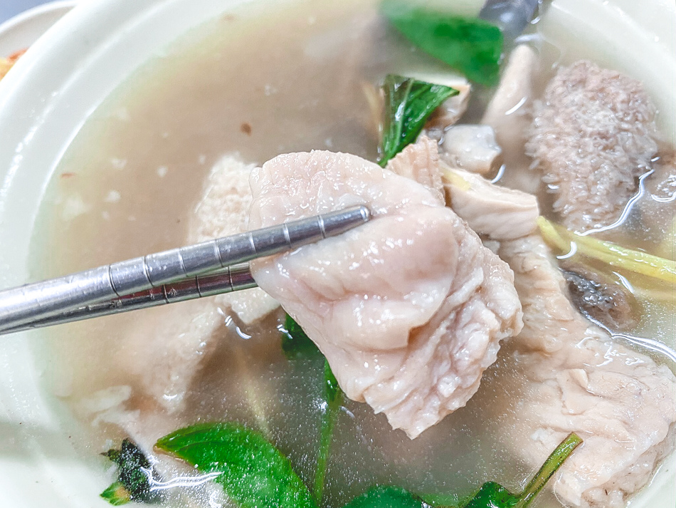 蓁牛肉湯牛雜湯