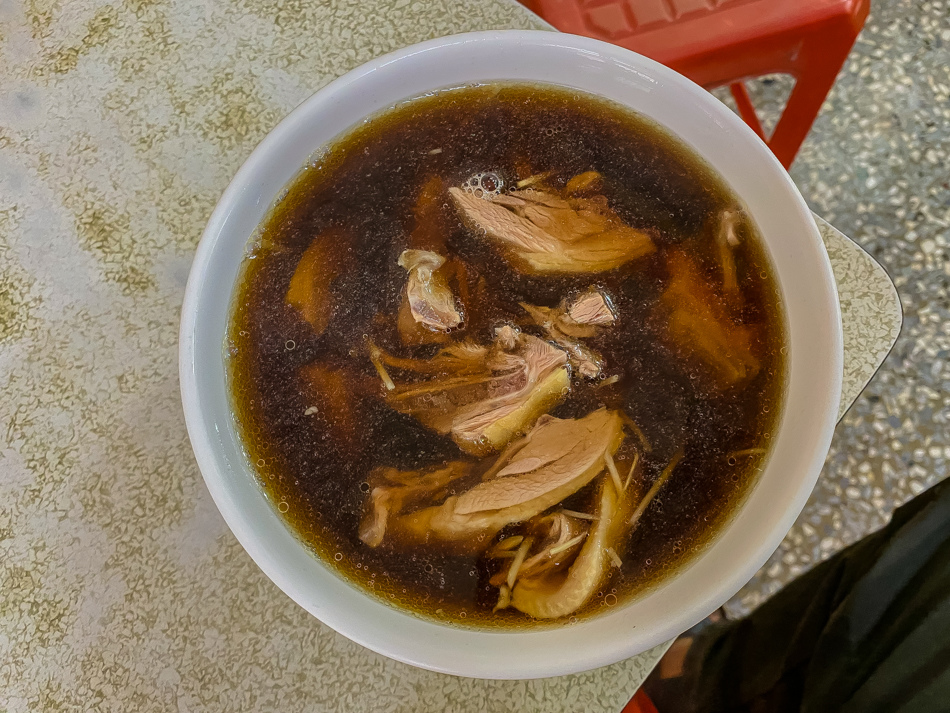 岡山美食 - 阿吉當歸鴨肉麵線 岡山美食 - 阿吉當歸鴨肉麵線