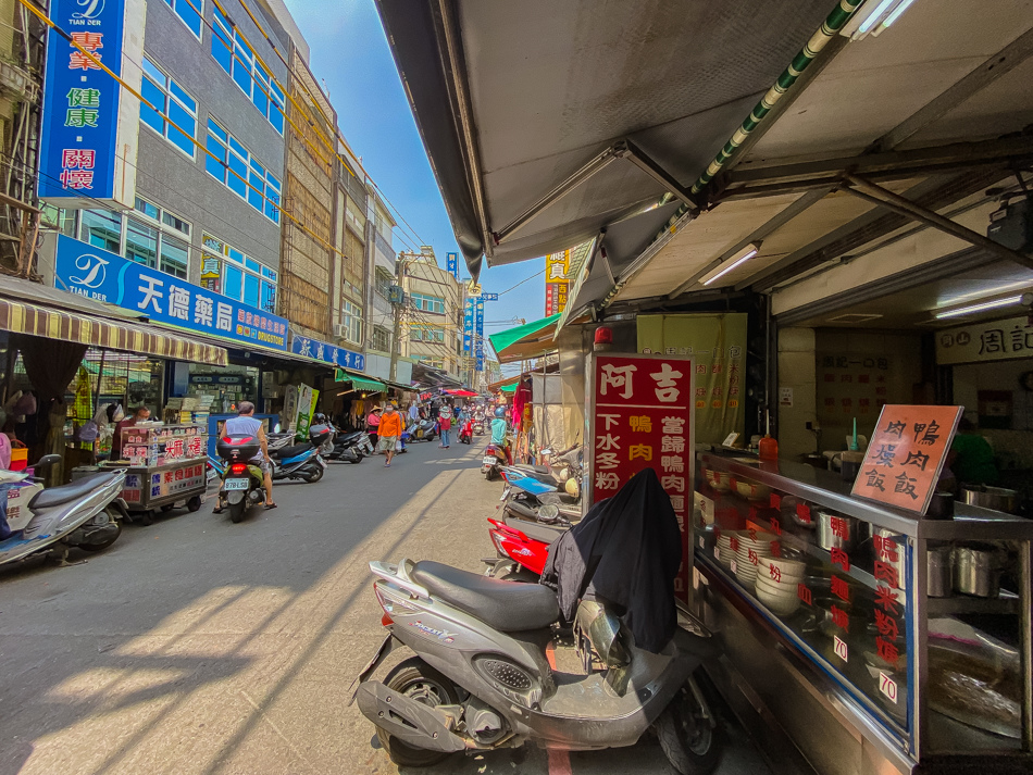 岡山美食 - 阿吉當歸鴨肉麵線 岡山美食 - 阿吉當歸鴨肉麵線