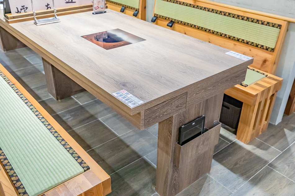 問鼎火鍋高雄義享店 - 店內環境 問鼎火鍋高雄義享店 - 店內環境