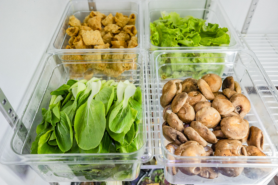 高雄美食 / 高雄吃到飽 / 拾貝鍋物 高雄美食 / 高雄吃到飽 / 拾貝鍋物