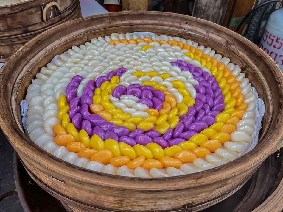 廟口小棧 / 炸棗 / 黑糖包子 / 菜甘包 廟口小棧 / 炸棗 / 黑糖包子 / 菜甘包