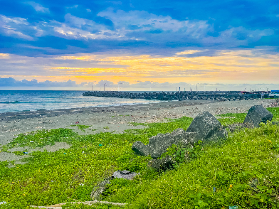 高雄景點 - 蚵仔寮海堤