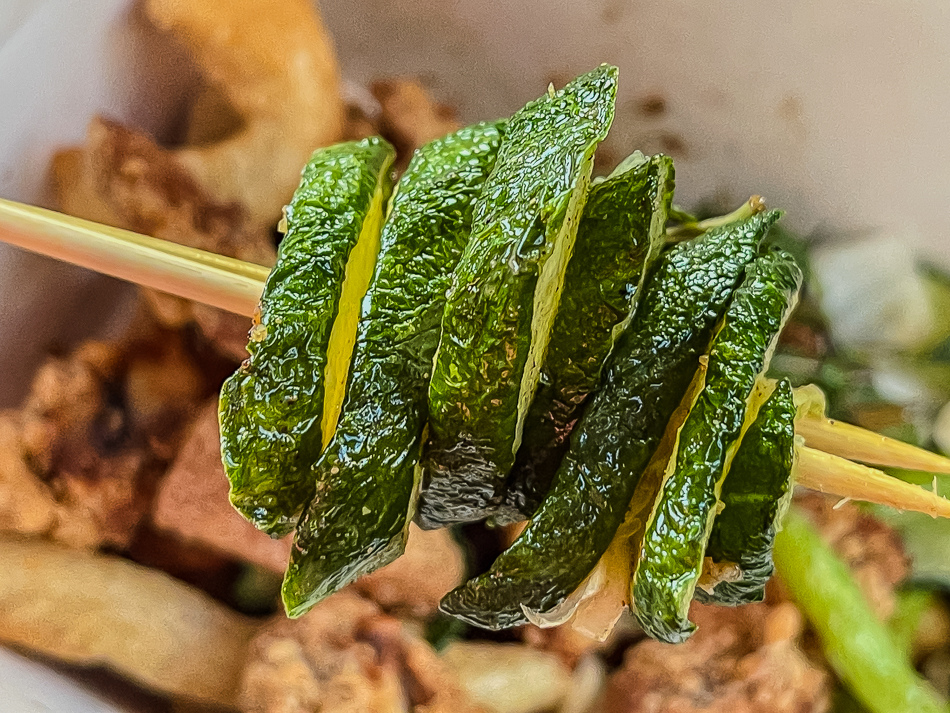 小港美食 / 台灣第一家鹽酥 / 小黃瓜