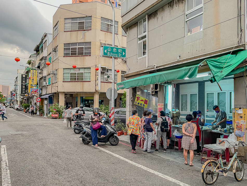 鹽埕美食 - 沙仔地麵線糊