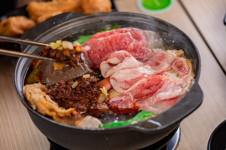 紅油飄香麻辣鍋-牛肉 紅油飄香麻辣鍋-牛肉