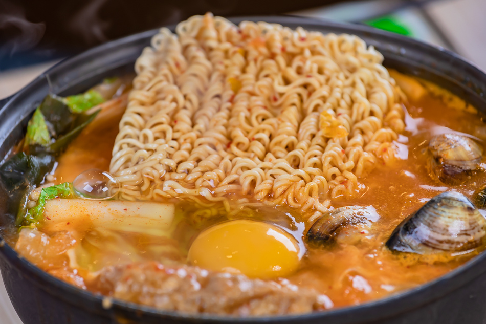楠梓美食 - 鍋賣局馬西索喲部隊鍋 -牛肉 楠梓美食 - 鍋賣局馬西索喲部隊鍋 -牛肉
