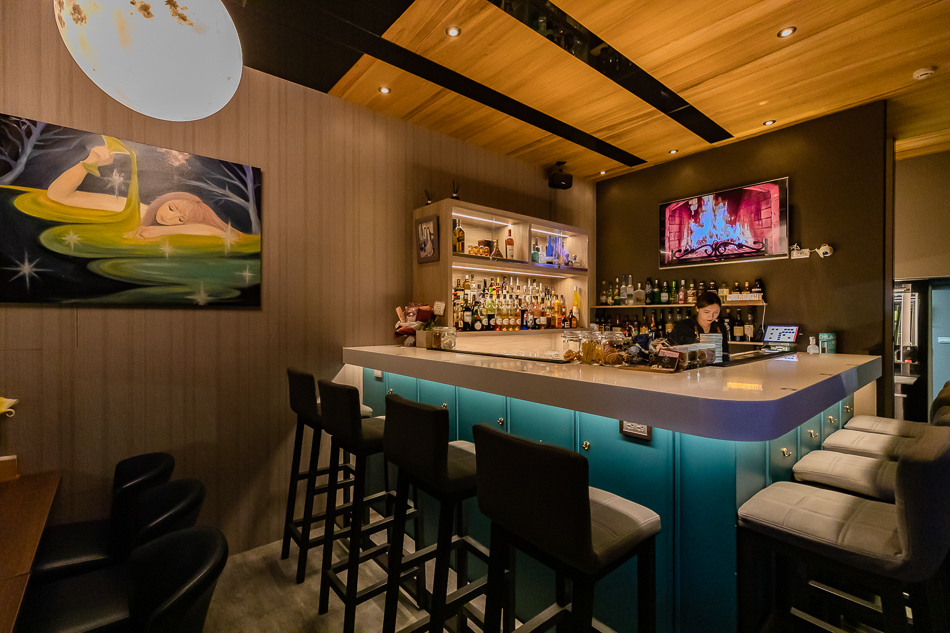 高雄酒吧推薦 - bar doorlight 高雄酒吧推薦 - bar doorlight