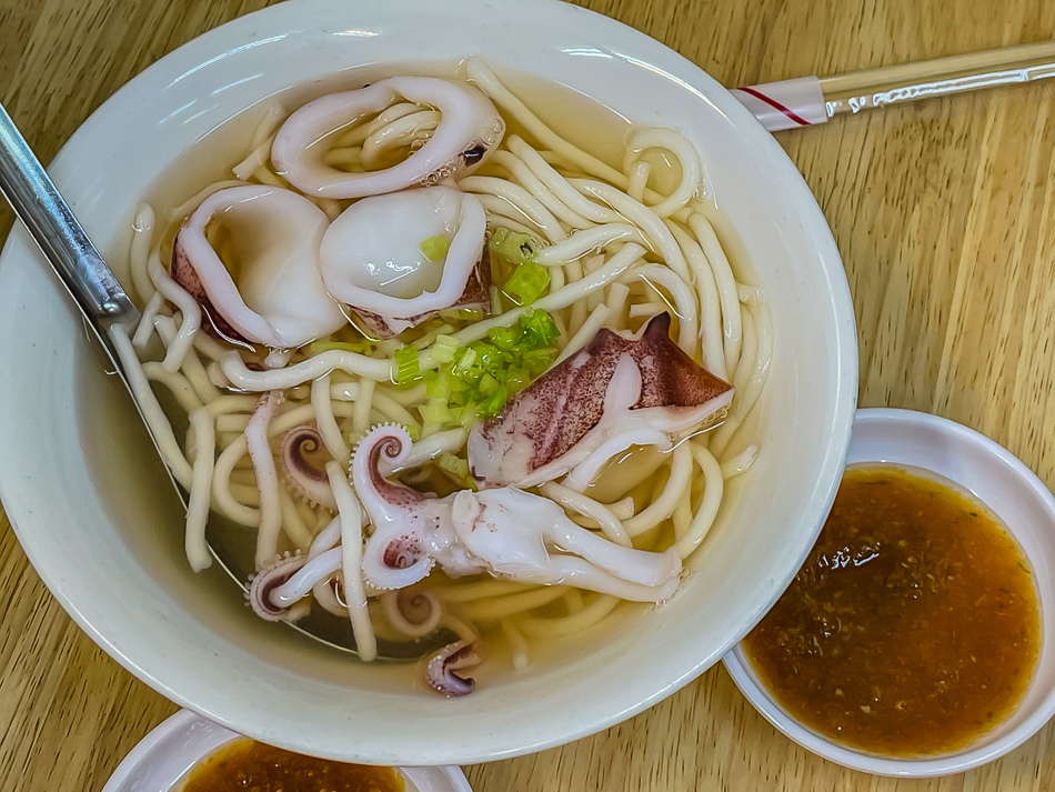 台南美食 / 孫家小卷米粉