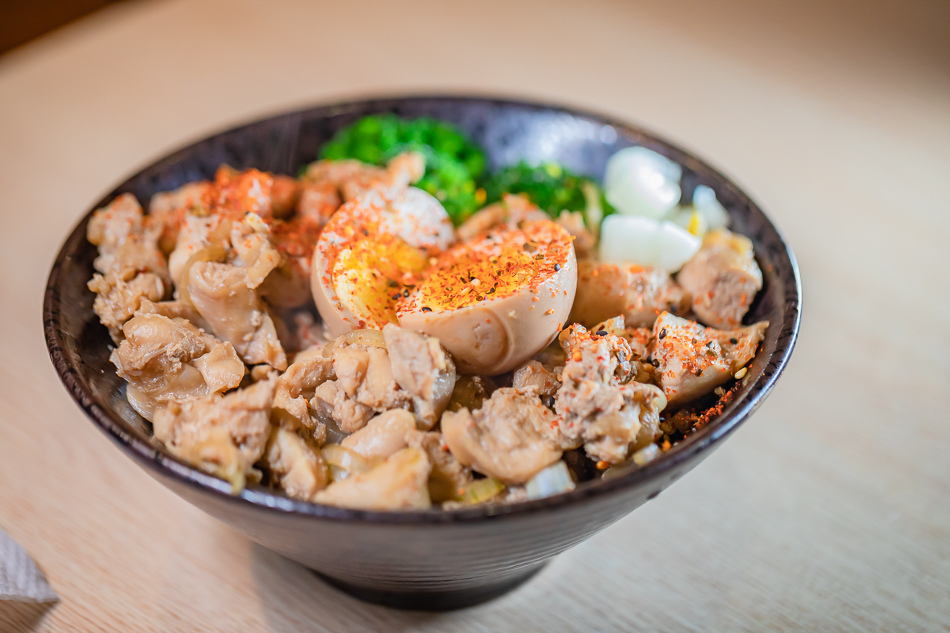 高雄美食 - 藏寶丼