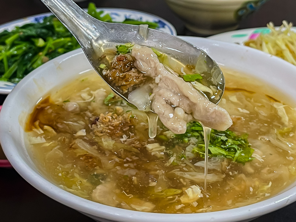 橋頭美食 - 黃家肉燥飯