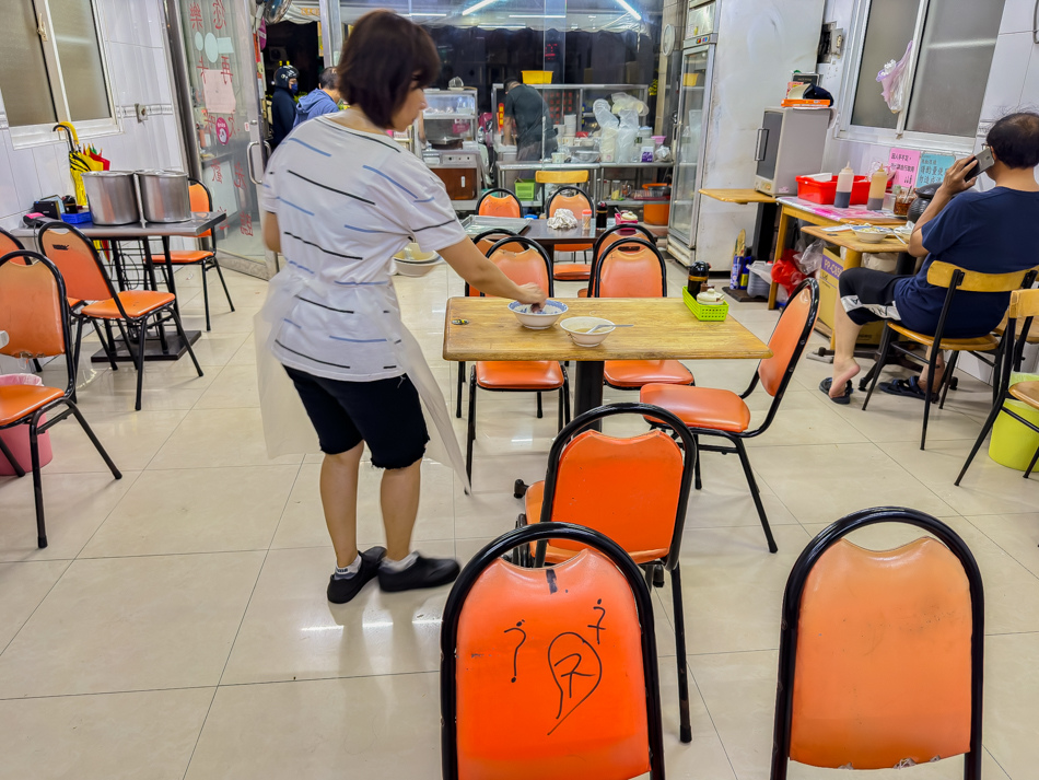樂卡咪 長腳麵專賣店 (11)室內環境
