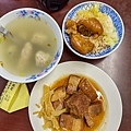 高雄美食 - 良佳豬腳 (20).jpg