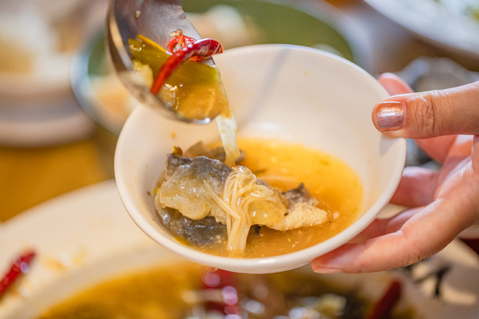 高雄美食 - 稚人酸菜魚 (43).jpg