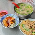 阿蘭古早味（碗粿、豬血湯）