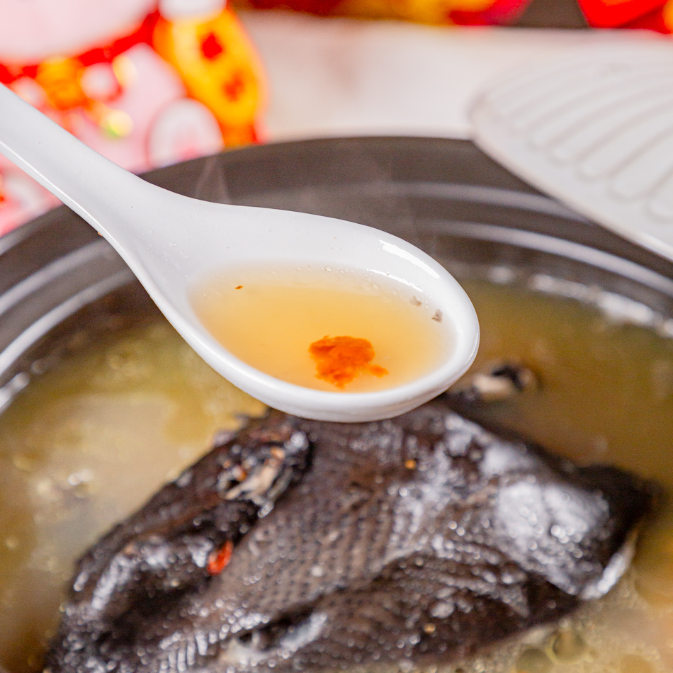 鮑魚米雞