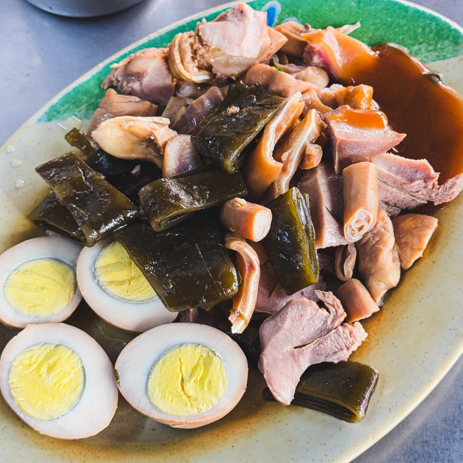 高雄美食-哈爾濱街陽春麵飯 (6).jpg