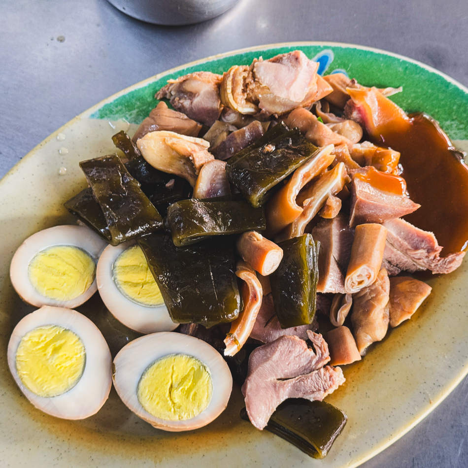 高雄美食-哈爾濱街陽春麵飯 (5).jpg