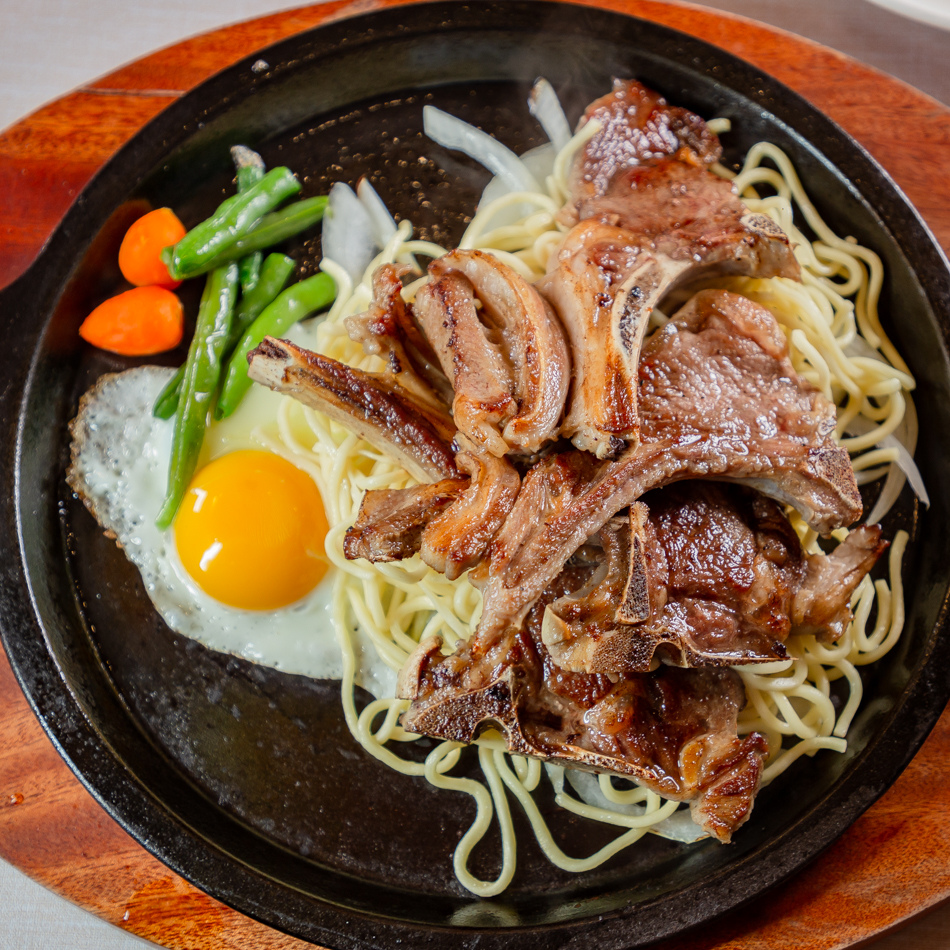 三民區美食 - 驚蟄洋食坊 (18).jpg