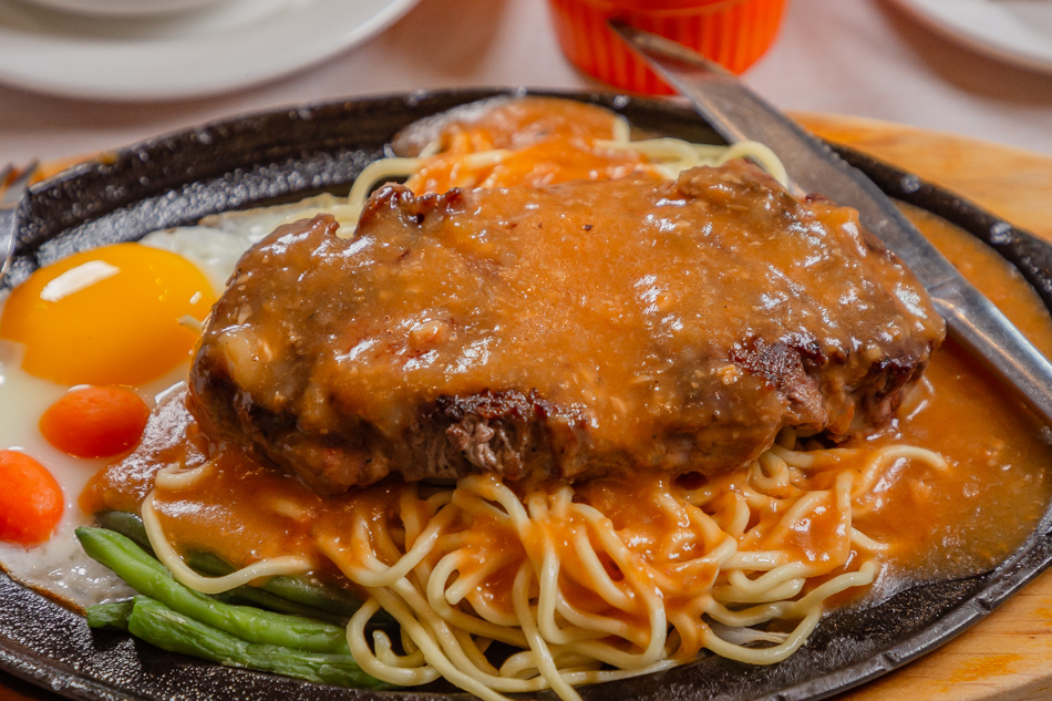 三民區美食 - 驚蟄洋食坊 (30).jpg