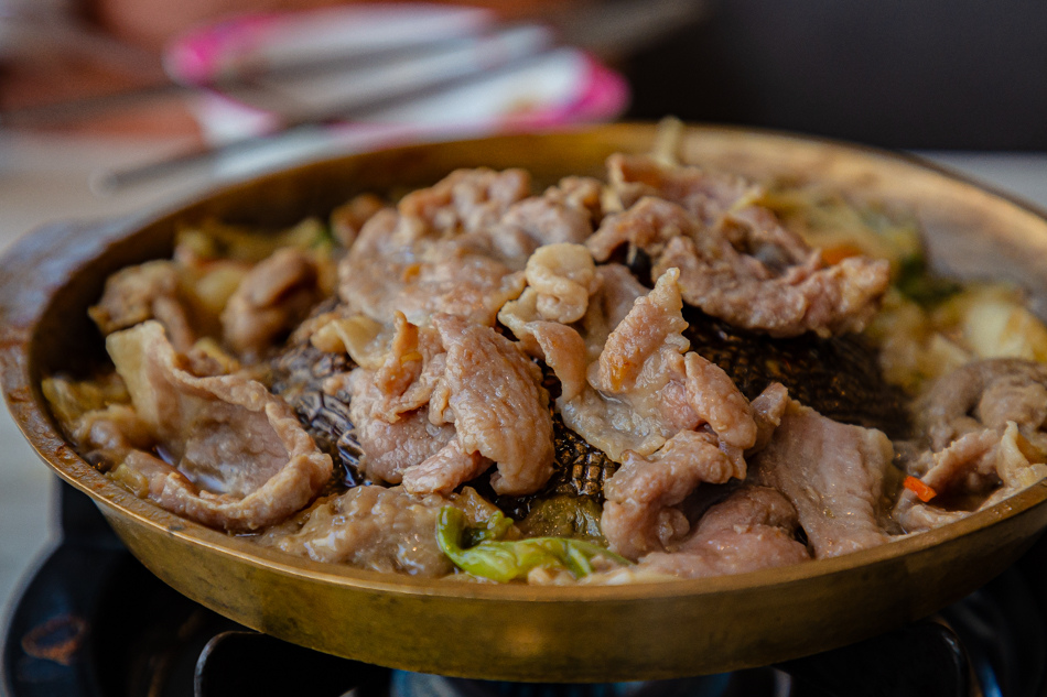 強調加肉升級選項，吸引嗜肉族熱情點餐
