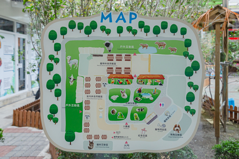 館內地圖詳細標示各區域位置，方便遊客規劃遊園行程
