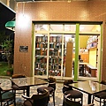 高雄左營遊戲飲食館GameCafe-店外