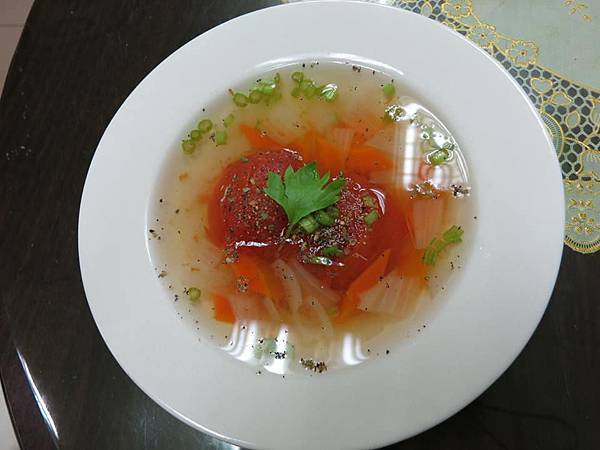 番茄蔬菜清湯.jpg