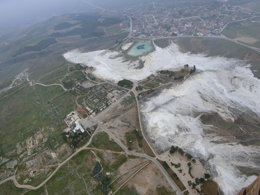 巴慕卡麗(棉堡)Pamukkale Thermal Pools搭熱氣球2018.1.16 (55).jpg