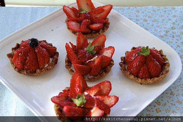 Strawberry tart