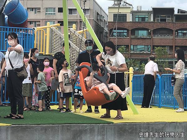 【台南親子公園】健康綠洲公園~遨遊在台南運河旁的迷宮滑梯大船