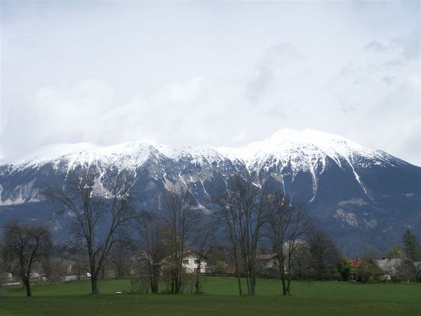 20080423-010 Karavanke Alps viewed from Podhom(Bled)-PICT3208.JPG