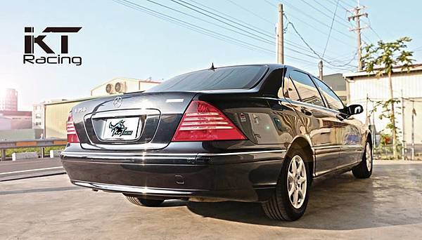 BENZ W220 (7).jpg