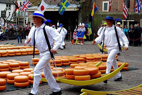 阿克瑪乳酪交易市集