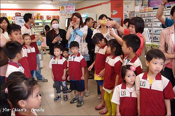 7-11一日小店長2.JPG