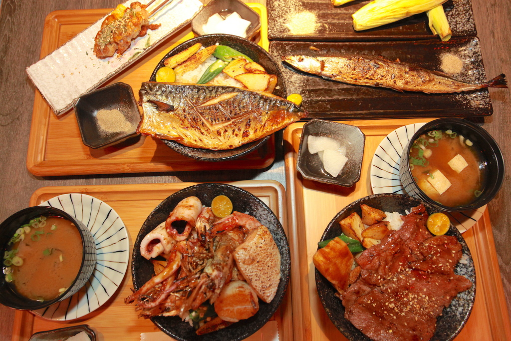 台南市美食推薦大河屋燒肉丼串燒台南新光三越中山店 台南美食中西區 大河屋燒肉丼 串燒 台南新光三越中山店 承襲日本大和民族料理職人的堅持 充 高樂天