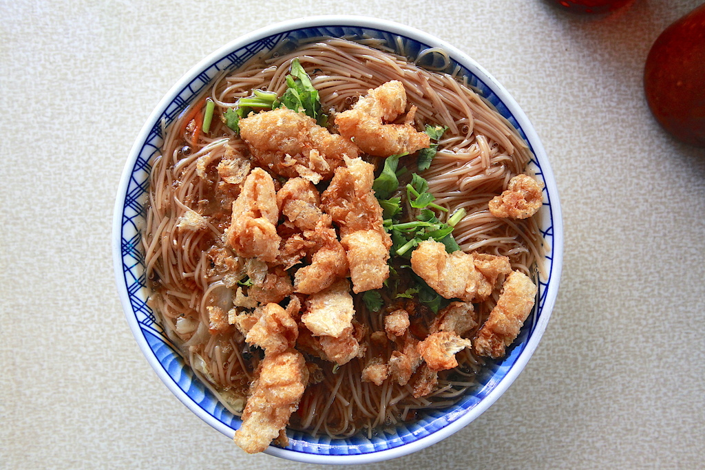 吃。高雄美食｜鳳山區。「素食麵線糊」「素食麵線糊」。