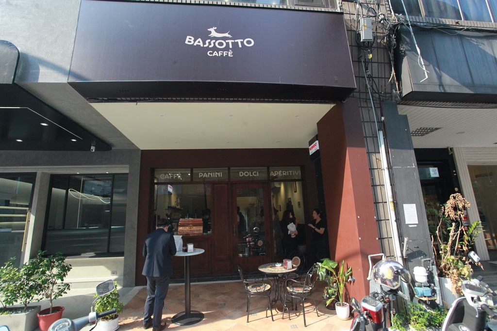 巴索托咖啡館 Bassotto Caffè