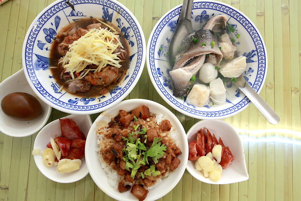 森（mori ）魚丸湯、肉燥飯